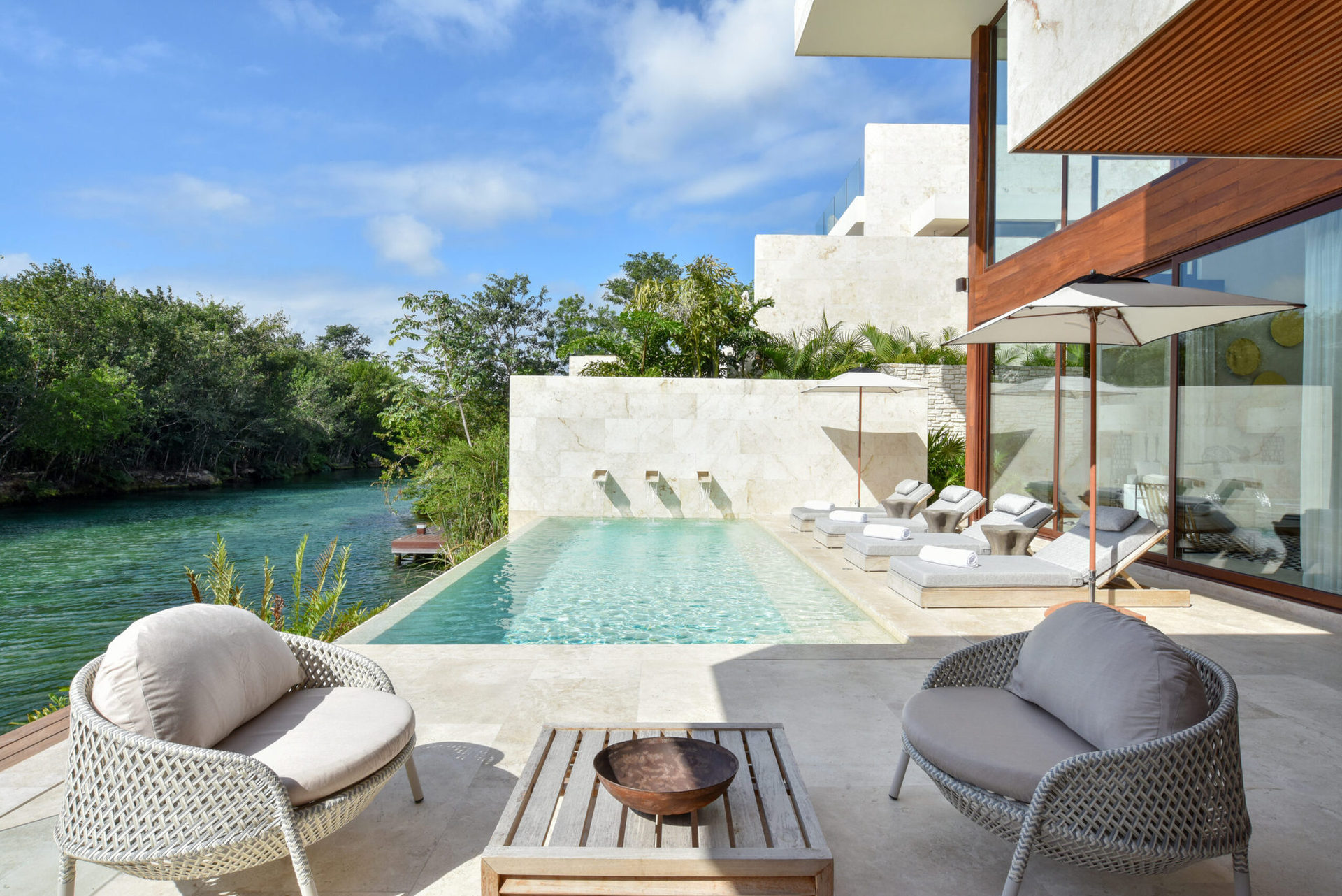 ROSEWOOD MAYAKOBA 5* - купить путевку на отдых из Киева, цена от компании  Avialiga