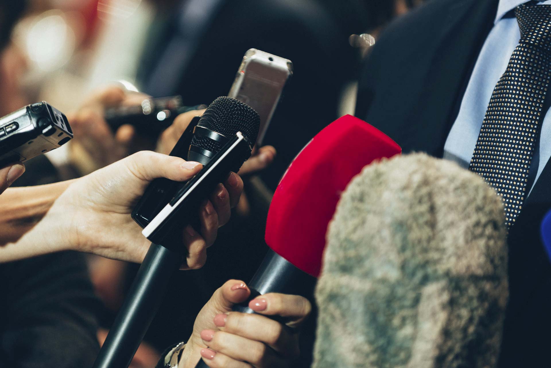 Прес конференція