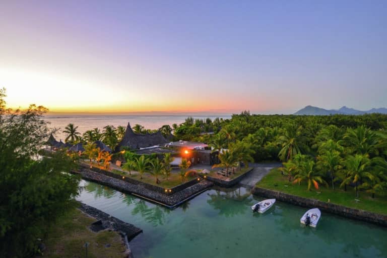 Paradis Beachcomber Golf Resort & Spa 5*