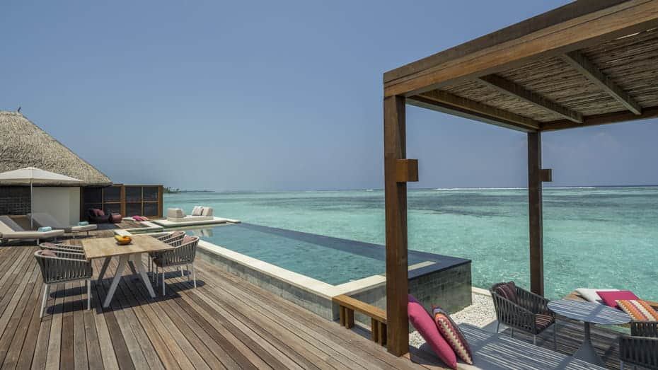 Four Seasons Kuda Huraa Maldives 5*