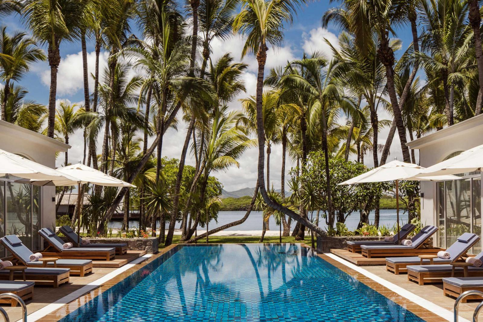 One & Only Le Saint Geran 5*