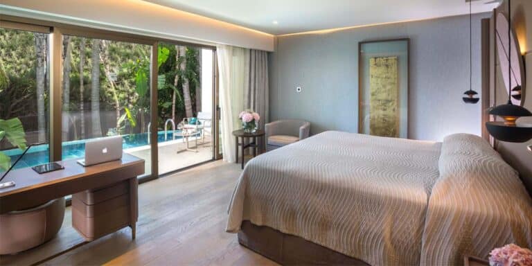 Four Seasons 5*