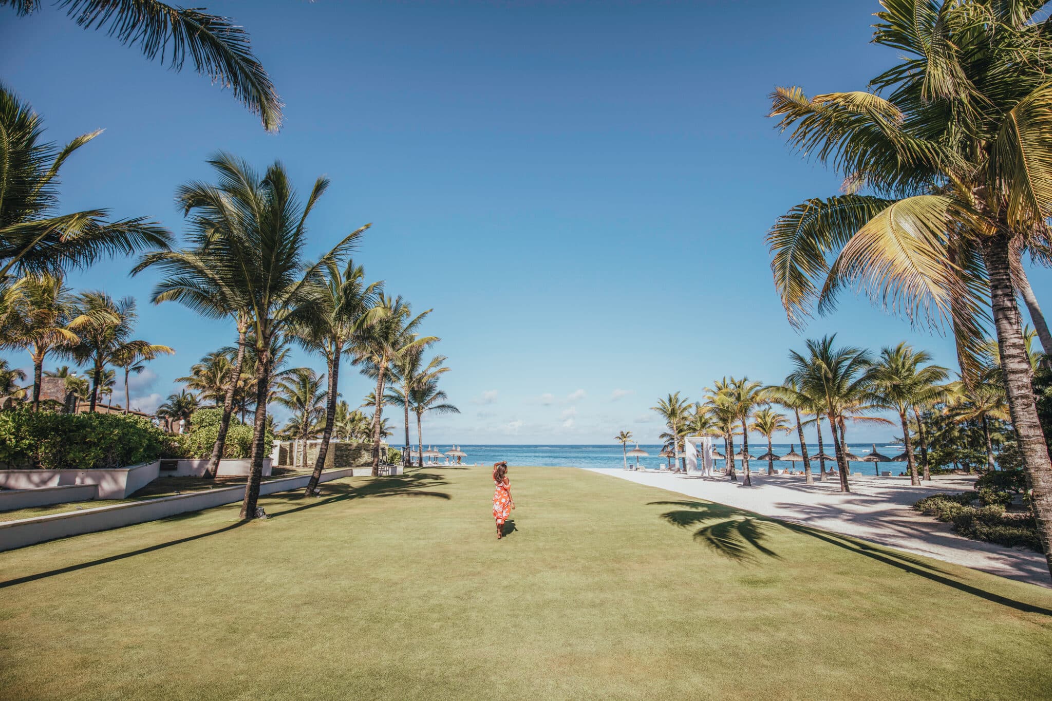 Long Beach Mauritius поєднує дивовижну красу тропічного райського куточка та різноманітність послуг, що відповідають найвищим світовим стандартам.