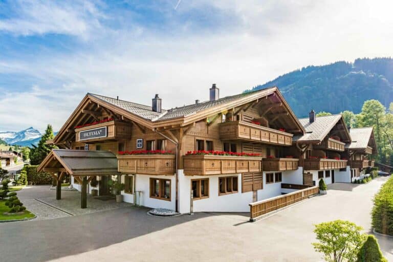 Ultima Gstaad 5*