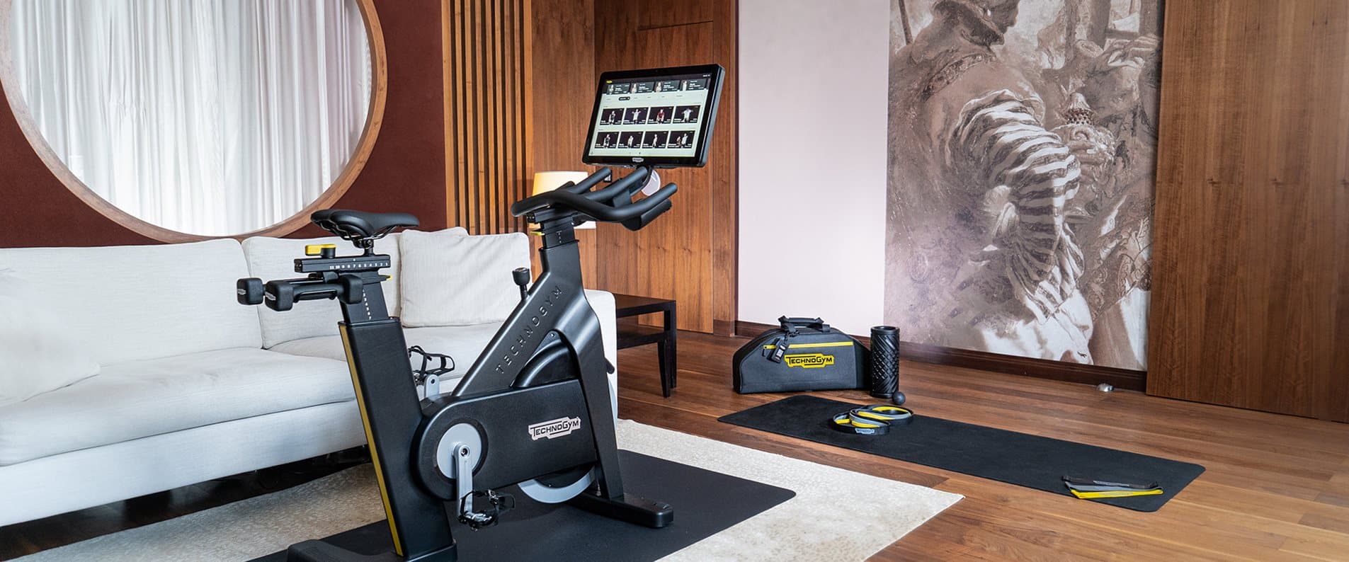 Kempinski Fit Room оснащена велосипедом Technogym для ваших персональних тренувань – незалежно від часу та місця.