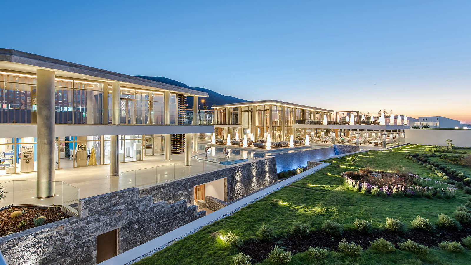 Херсонісос, Греція